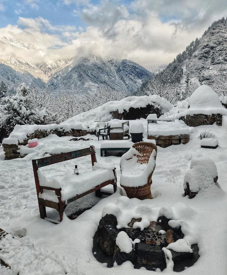 Old Brahma Homestay Kalgha Exterior photo